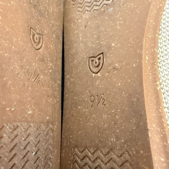 Rothy’s The Petal Square Toe Flats Metallic Beige Gold Womens Sz 9.5 Flower - Picture 10 of 11